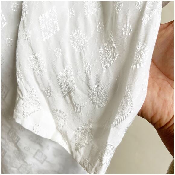 CP Shades Diamond Jacquard Print Rayon Button Down Size Large White Coastal - Picture 8 of 12